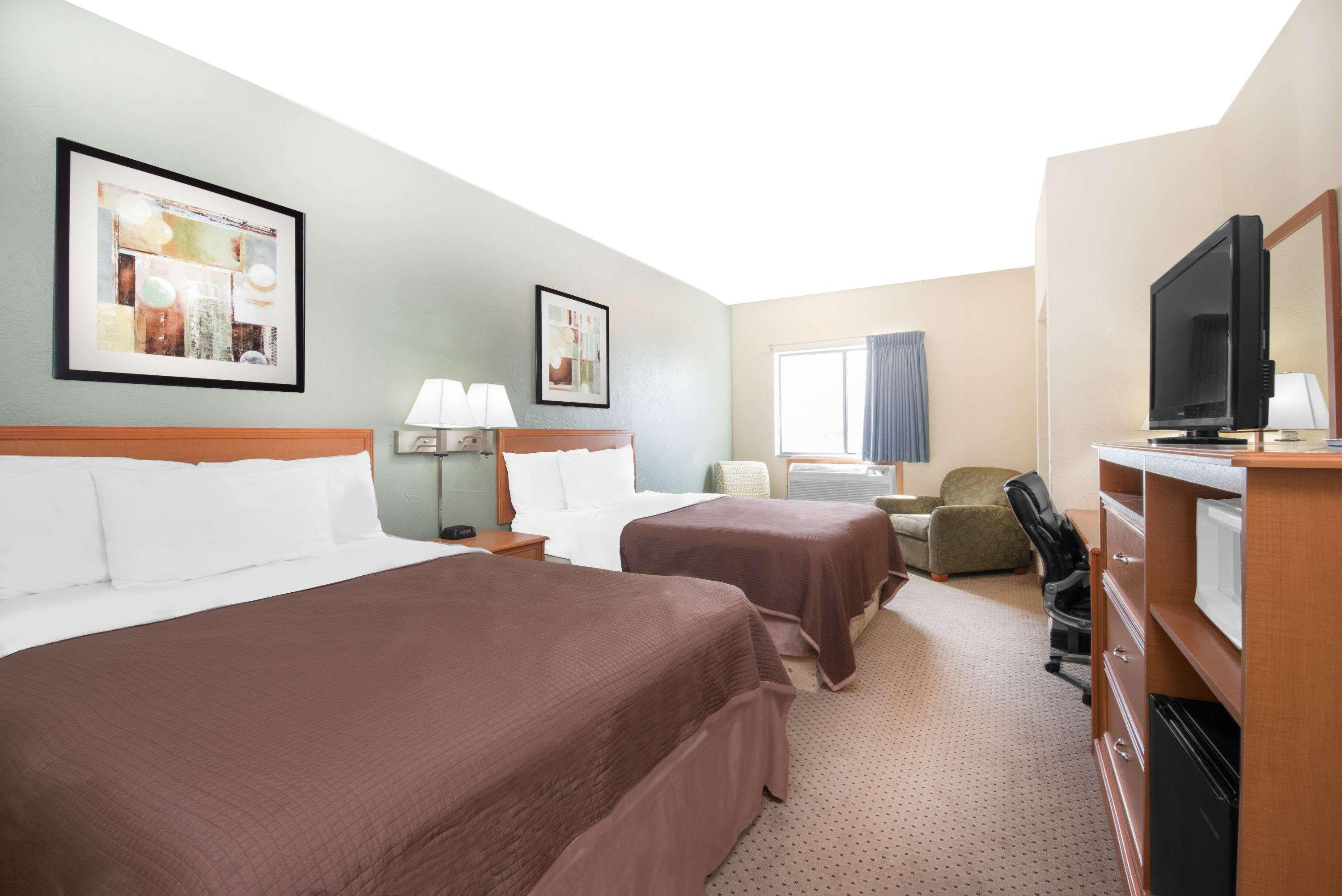 Baymont By Wyndham Spearfish Hotel Eksteriør billede